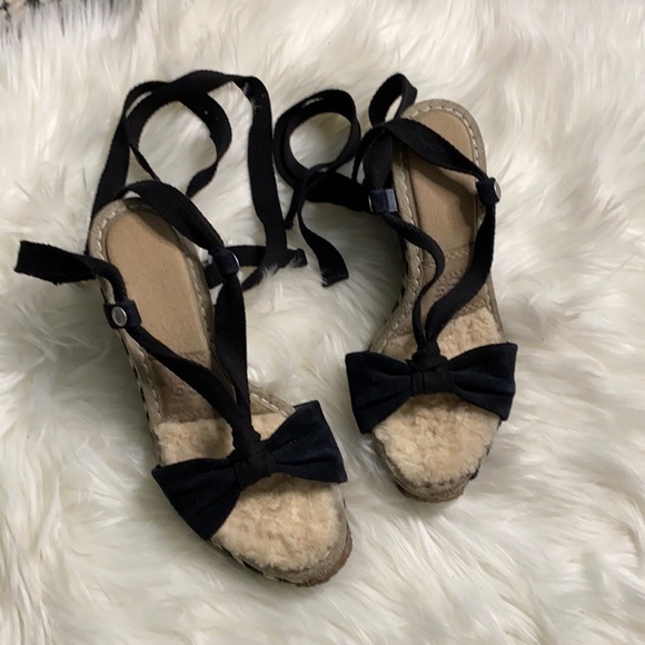 UGG Amelie espadrille black sandals - Picture 1 of 7
